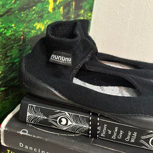 COLLEGIEN SUPER BALLERINA SLIPPERS  32 - 33  NUNUNU shoes